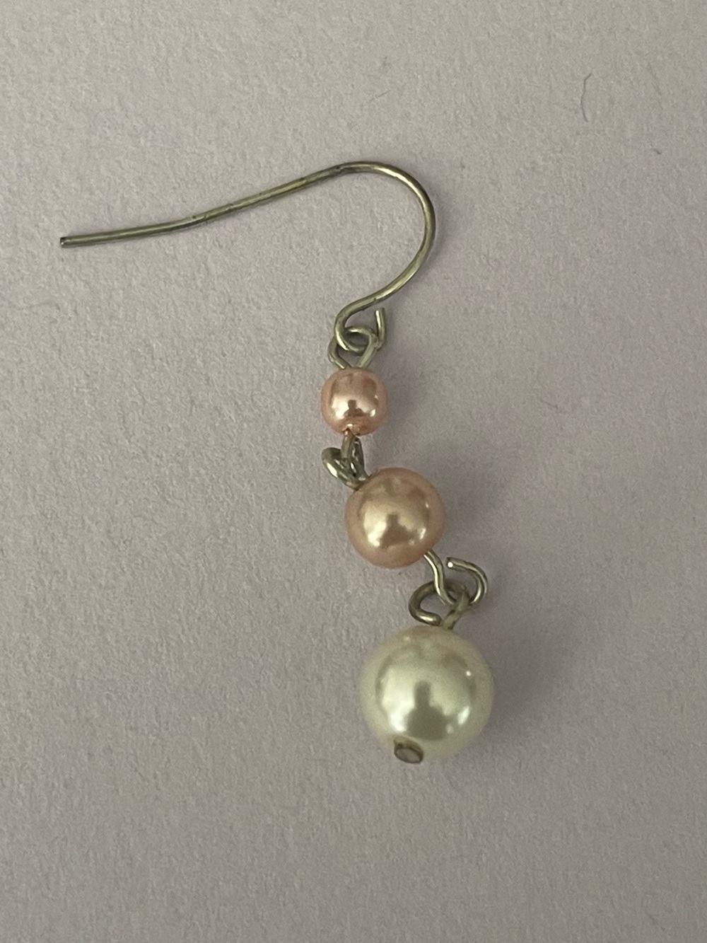 Pearl Drop Dangle Earrings - Pink & White - - Picture 2 of 4